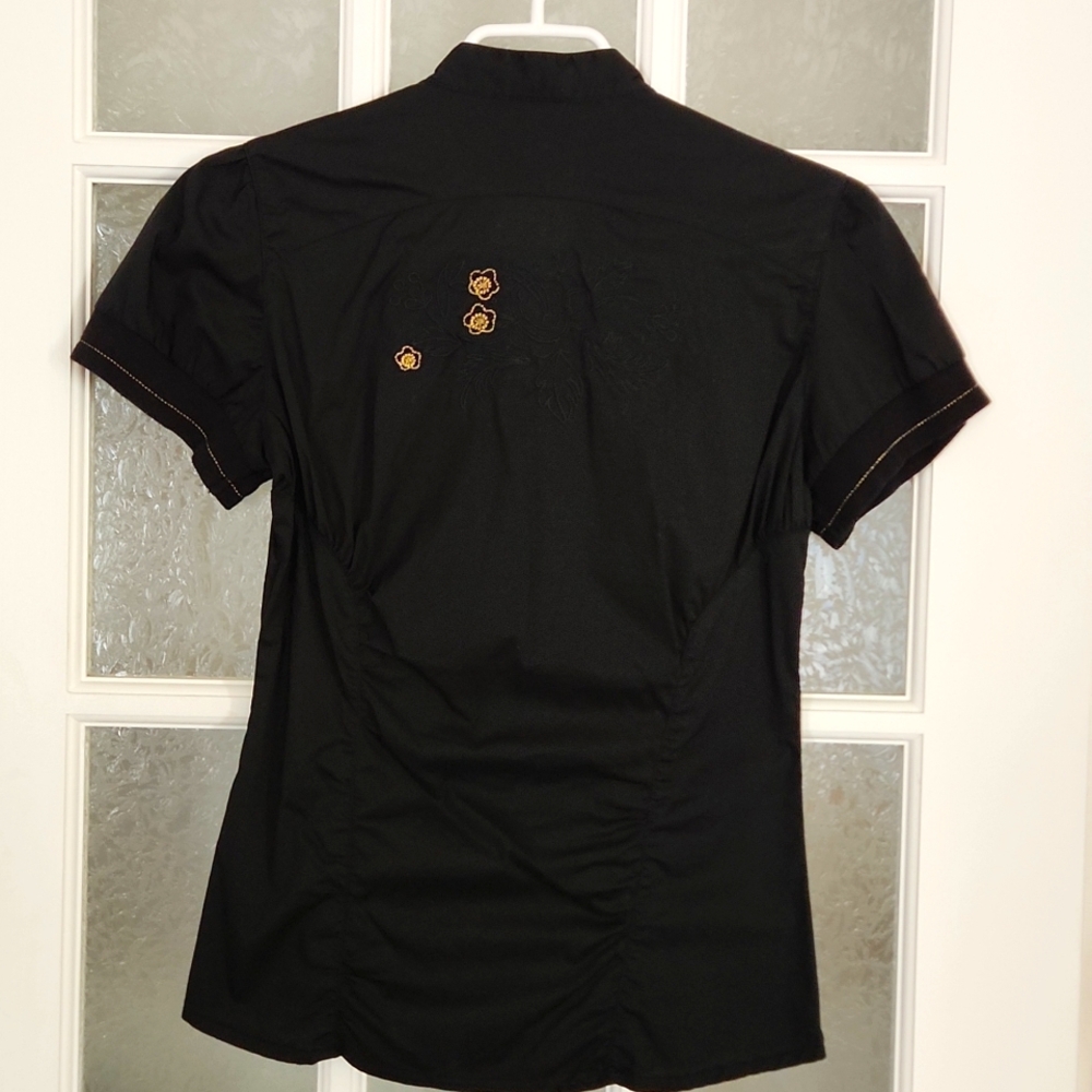 2/25$***Twik by Simons button down shirt